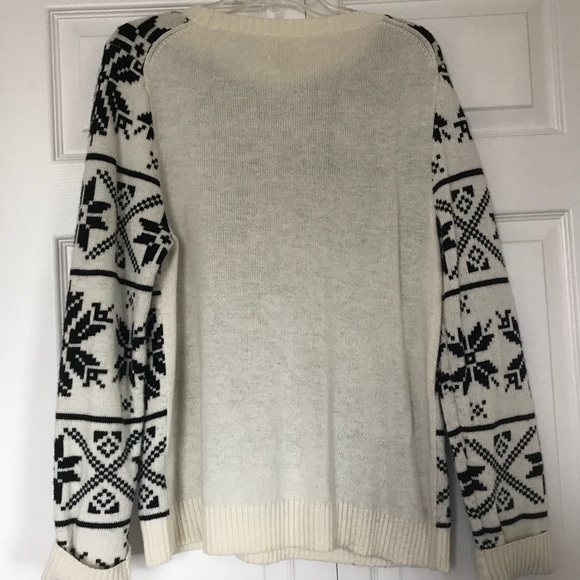 J. Crew Oversized Snowflake Sweater - Picture 5 of 5